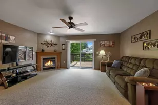 1909 Riverside Dr, Green Bay, WI 54313 - Photo 15