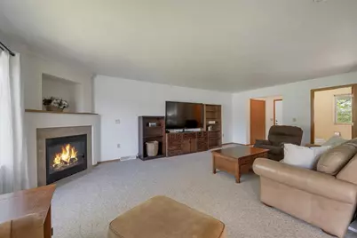 483 Madeline Lane, Little Suamico, WI 54141 - Photo 5