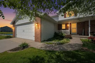 483 Madeline Ln, Little Suamico, WI 54141 - Photo 1