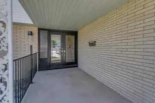1805 E Marquette St, Appleton, WI 54911 - Photo 3