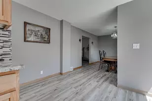 1805 E Marquette St, Appleton, WI 54911 - Photo 9