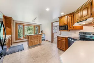 3258 Peterson Rd, Green Bay, WI 54311 - Photo 13