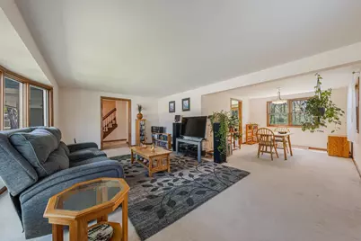 3258 Peterson Road, Green Bay, WI 54311 - Photo 11