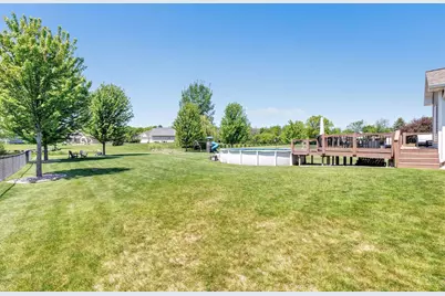 3660 Euro Lane, De Pere, WI 54115 - Photo 33