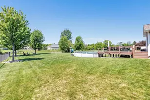 3660 Euro Ln, De Pere, WI 54115 - Photo 33