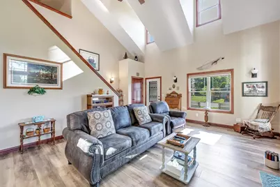 817 Woodrow Street, Denmark, WI 54208 - Photo 5