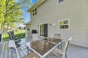 817 Woodrow St, Denmark, WI 54208 - Photo 35
