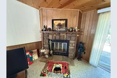 W6590 Homewood Avenue, Shawano, WI 54166 - Photo 7