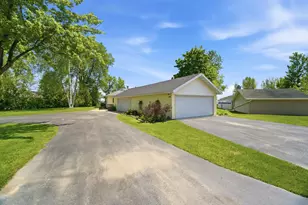W6093 N Bay Ct, Shawano, WI 54166 - Photo 51