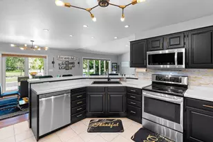 2949 Packerland Dr, Green Bay, WI 54313 - Photo 15