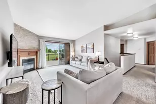 2924 Nandina Way, Green Bay, WI 54313 - Photo 3