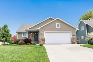 2924 Nandina Way, Green Bay, WI 54313 - Photo 1