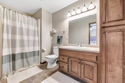2924 Nandina Way, Green Bay, WI 54313 - Photo 11