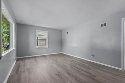 1516 Rugby Street, Oshkosh, WI 54902 - Photo 7