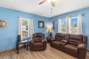 1410 Porlier St, Green Bay, WI 54301 - Photo 9