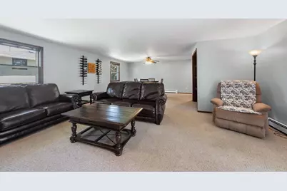1616 Guns Street, Green Bay, WI 54311 - Photo 7