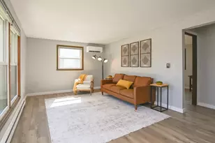 342 W Bell St, Neenah, WI 54956 - Photo 23