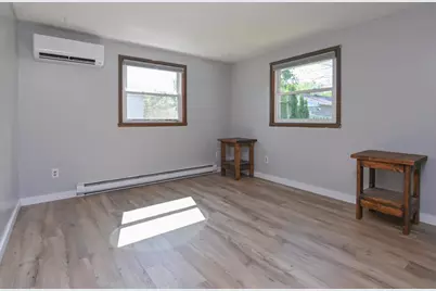 342 W Bell Street, Neenah, WI 54956 - Photo 25