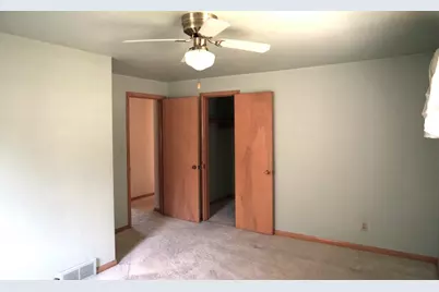 1142 Bond Street, Green Bay, WI 54303 - Photo 15
