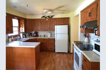 1142 Bond Street, Green Bay, WI 54303 - Photo 5