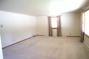 1142 Bond St, Green Bay, WI 54303 - Photo 3
