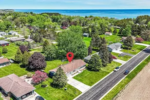 368 E Jefferson Ave, Cleveland, WI 53015 - Photo 31