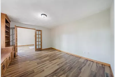 1711 E Robin Way, Appleton, WI 54915 - Photo 9