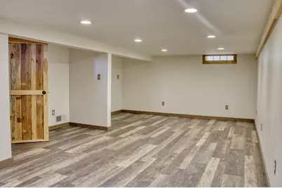 1614 E Mason Street, Green Bay, WI 54302 - Photo 17