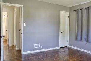 1614 E Mason St, Green Bay, WI 54302 - Photo 11
