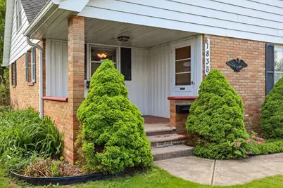 1833 Bond Street, Green Bay, WI 54303 - Photo 5