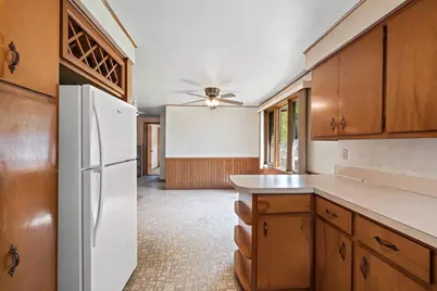 1833 Bond Street, Green Bay, WI 54303 - Photo 17