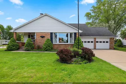 1833 Bond Street, Green Bay, WI 54303 - Photo 1