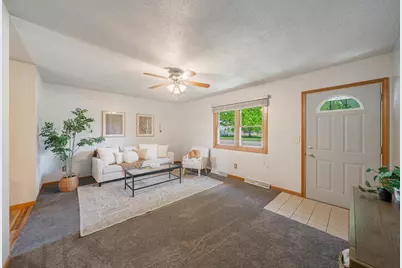 1230 County Rd II, Neenah, WI 54956 - Photo 3