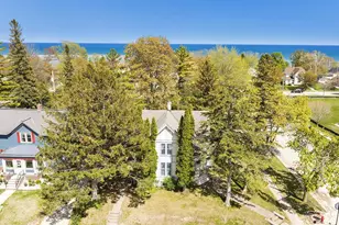 822 Dodge St, Kewaunee, WI 54216 - Photo 21