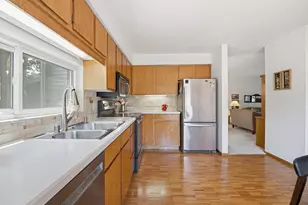 847 E Windfield Pl, Appleton, WI 54911 - Photo 9