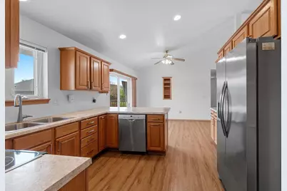 2311 Lawrence Drive, De Pere, WI 54115 - Photo 7