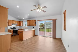 2311 Lawrence Dr, De Pere, WI 54115 - Photo 3