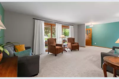 242 N Clinton Avenue, Clintonville, WI 54929 - Photo 7