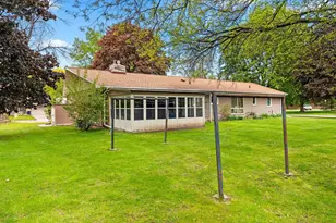 242 N Clinton Ave, Clintonville, WI 54929 - Photo 43