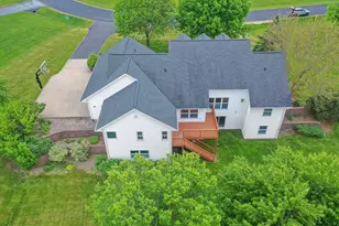 W7436 Ridgeside Dr, Neenah, WI 54956 - Photo 11