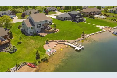 2949 Seafarer Way, Suamico, WI 54173 - Photo 75