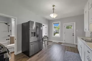 1179 Doty St, Green Bay, WI 54301 - Photo 13