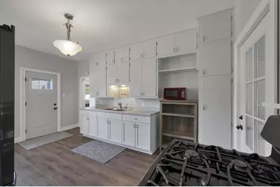 1179 Doty Street, Green Bay, WI 54301 - Photo 11