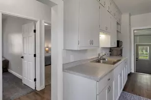 1179 Doty St, Green Bay, WI 54301 - Photo 15