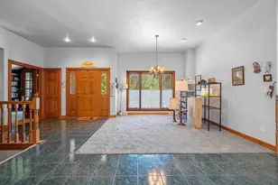 4410 Flagstone Ct, De Pere, WI 54115 - Photo 9