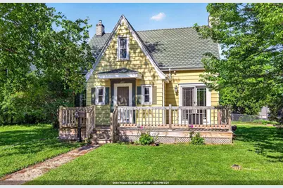 549 N Linwood Avenue, Appleton, WI 54914 - Photo 1