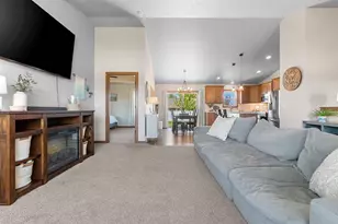 1960 Red Fox Ln, Kaukauna, WI 54130 - Photo 9