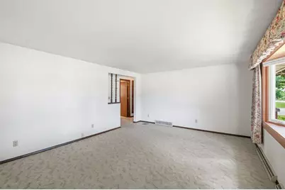 1532 North Road, Green Bay, WI 54313 - Photo 5