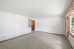 1532 North Rd, Green Bay, WI 54313 - Photo 5