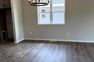 2109 Golden Gate Dr, Appleton, WI 54913 - Photo 3